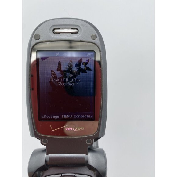 Verizon LG Flip Phone cell phone with charger - Picture 6 of 6